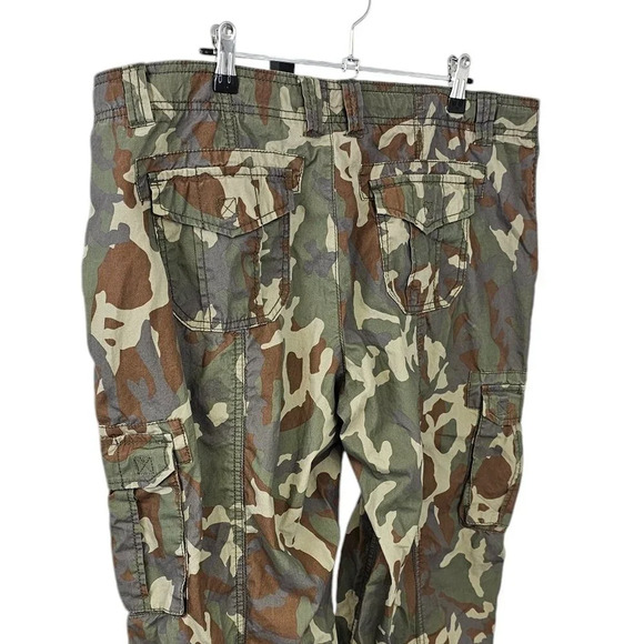 Norma Kamali Womens Camo Cargo Utility Joggers Cinch Bottom Size 14 Cotton - Picture 6 of 8